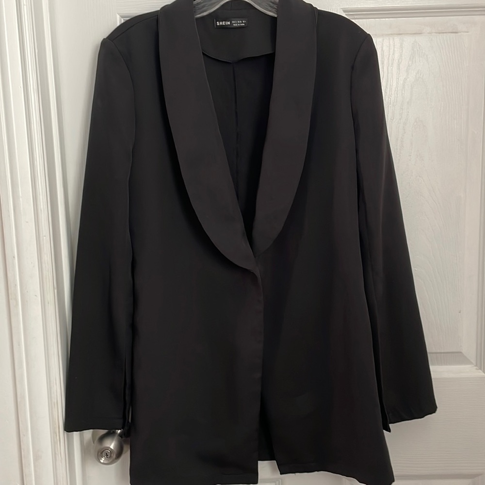 Item #74 Misguided Brand Summer Blazer